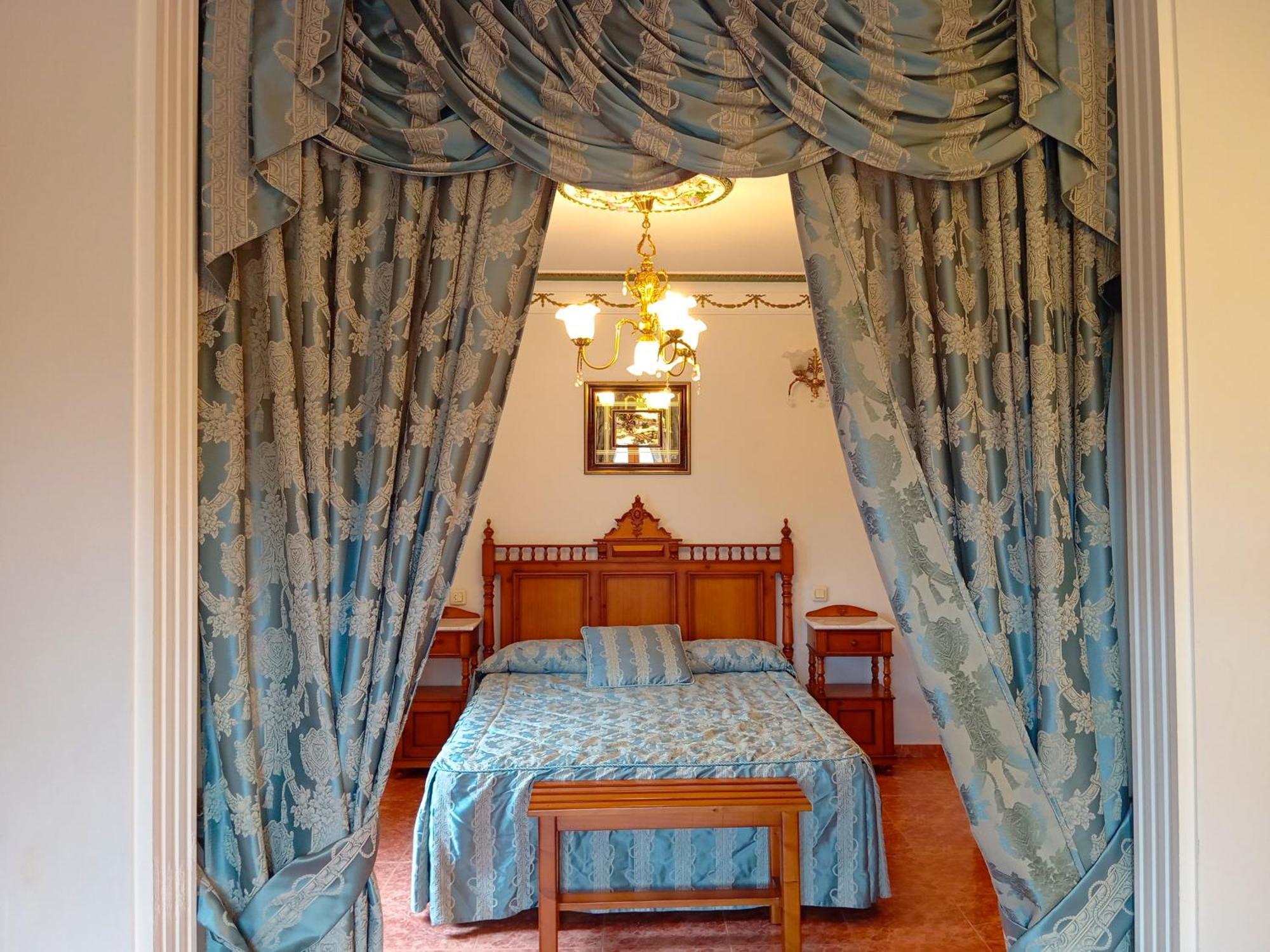 Hotel La Rueda 3000 Mora de Rubielos Dış mekan fotoğraf